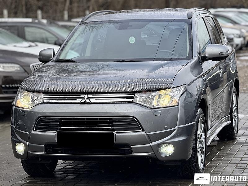 Mitsubishi Outlander 2013