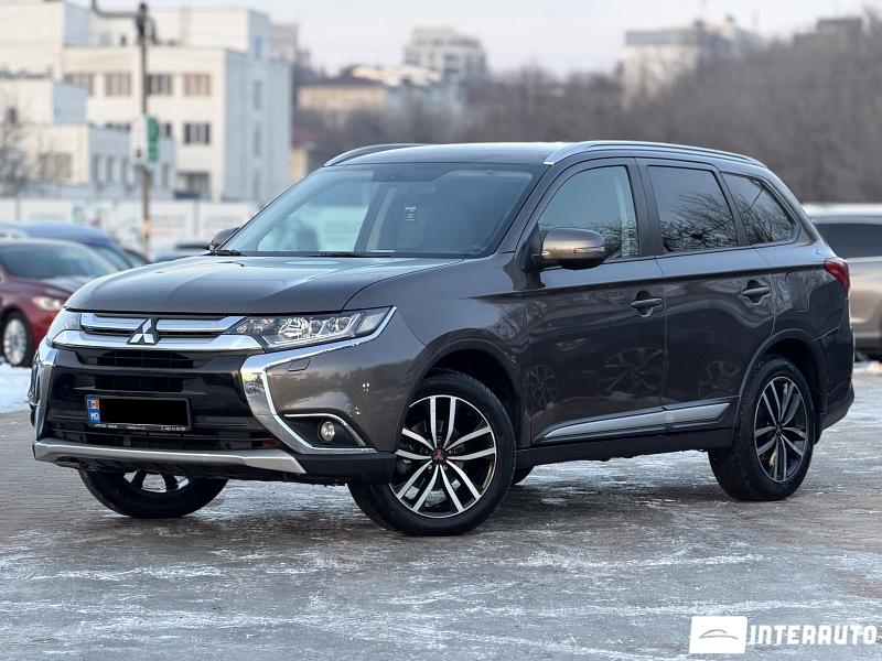 Mitsubishi Outlander 2015