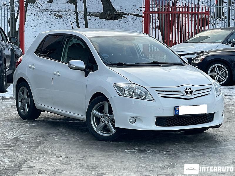 Toyota Auris 2011