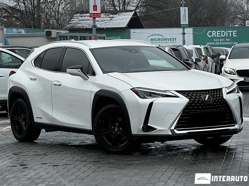 Lexus UX 250h 2021
