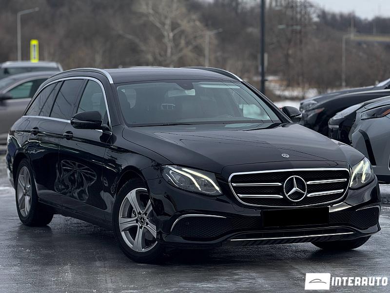 Mercedes E 220 2021